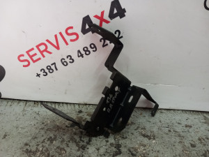 nosac hladnjaka range rover sport L320 AH227D388AA