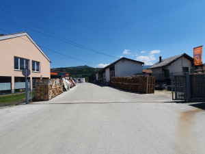 Poslovni prostor Novi Travnik 160m2