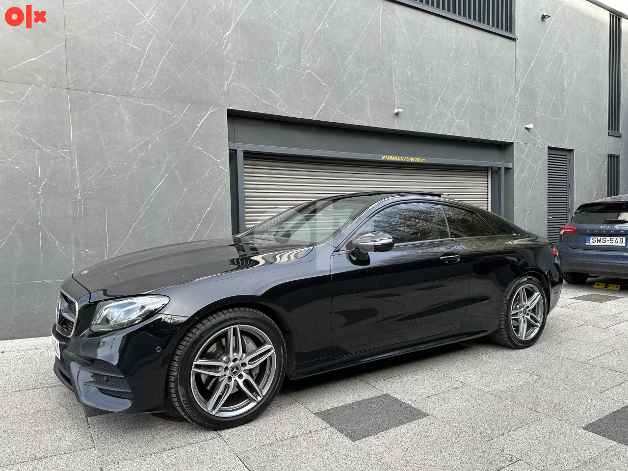 Mercedes-Benz E 220 4 Matic AMG Coupe E220