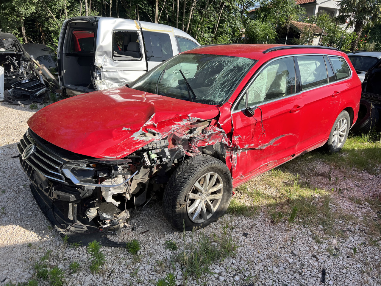 VOLKSWAGEN PASSAT B8 2 0 2015 GOD UDAREN Automobili OLX ba VOLKSWAGEN PASSAT B8 2 0 2015 GOD UDAREN Automobili OLX ba