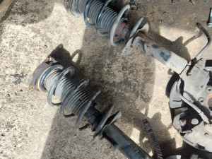 Amortizer opruge prednje golf 5