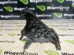 Nosac motora 77kw Volkswagen Golf 5 (fotografija 1)
