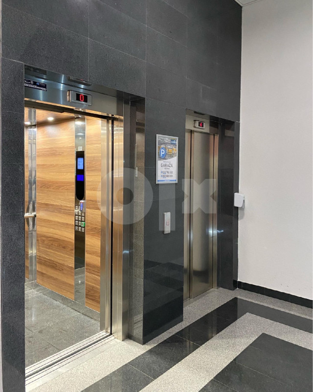 Dvosoban stan Bulevar 52m2,+ garažno mjesto 16m2 2