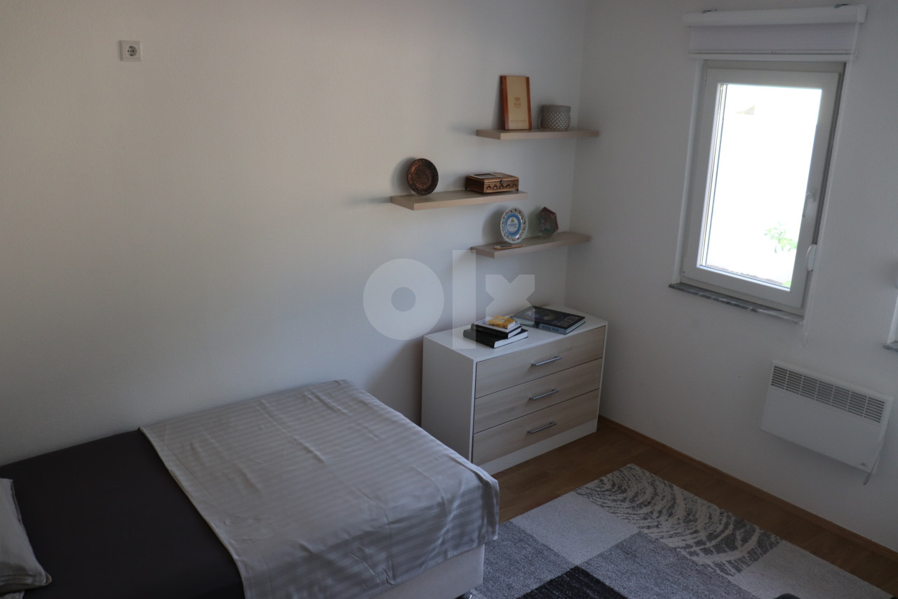 Bazen na dan/ Kuća sa bazenom Mostar 14