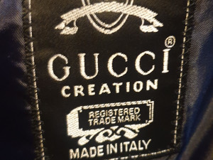 ODIJELO GUCCI  ITALIA  062101500