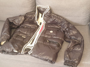 MONCLER JAKNA ORIGINAL 480 KM 062 101 500