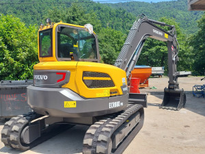 Mini bager Volvo ECR88D (cca 9tona) gumene gusjenice
