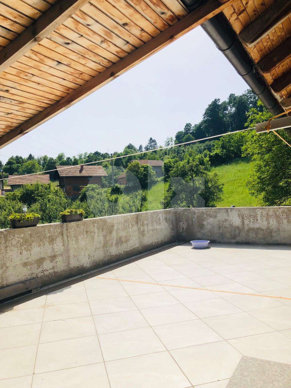 Kuća Gračanica 460m2 2