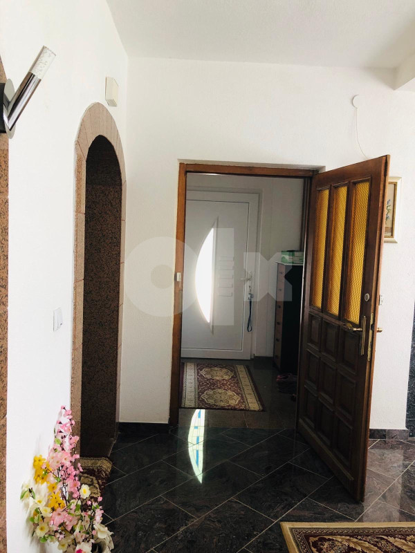 Kuća Gračanica 460m2 17