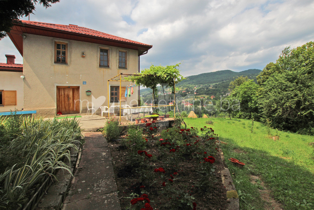 m2: Vogošća,  Semizovac. Kuća na parceli 16075m2 13