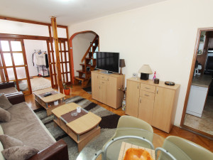 NN Nekretnine:  Trosoban stan Jezero Centar