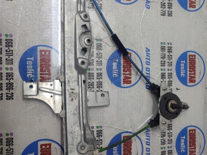 Podizac stakla ZL Peugeot 208 9673153980 es7651
