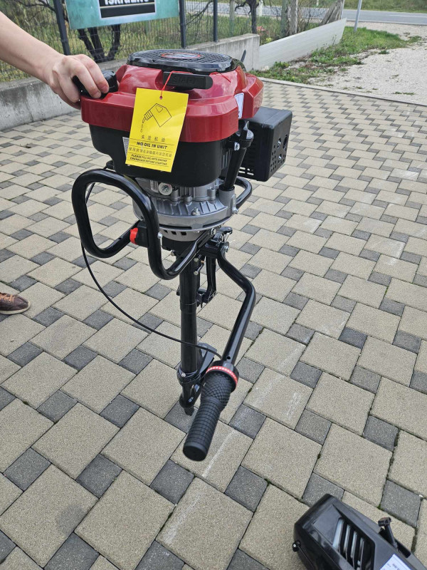 PENTA MOTOR ZA CAMAC 4-TAKTNI