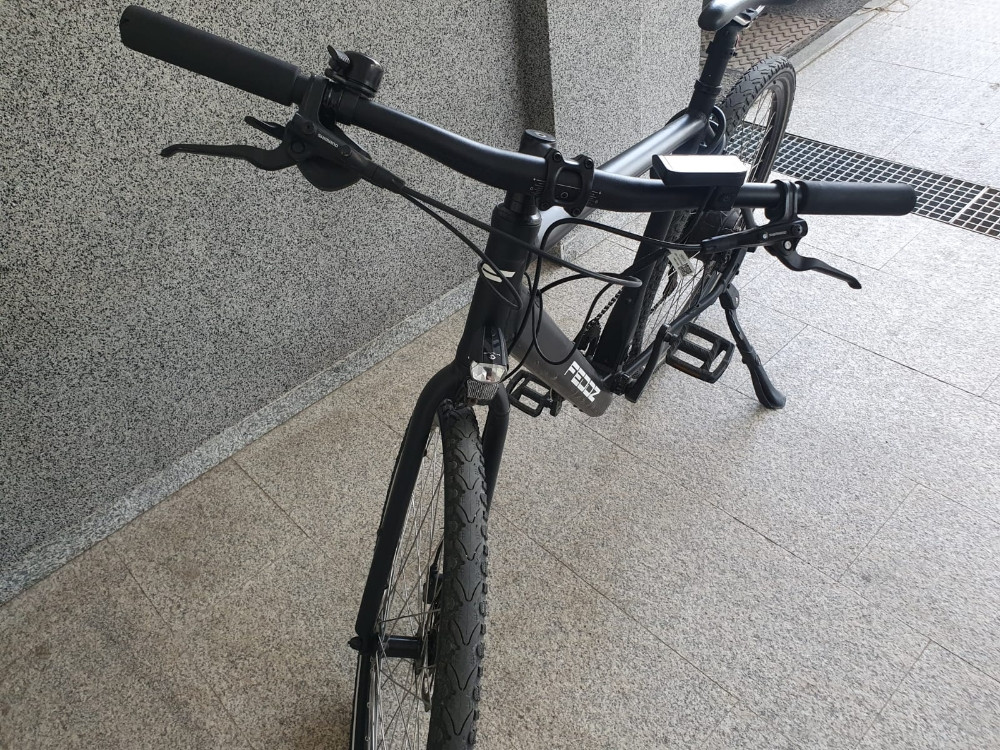 E-bike Feddz e-urban električno biciklo