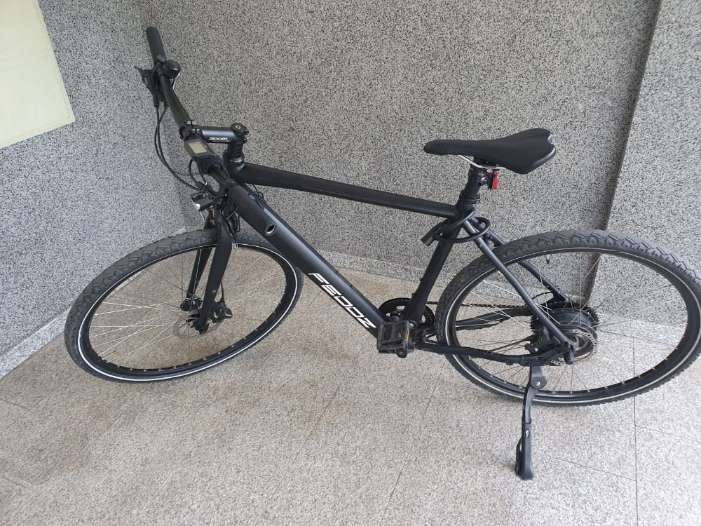 E-bike Feddz e-urban električno biciklo
