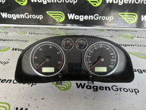 Taho sat celer Volkswagen Passat 5 (fotografija 1)