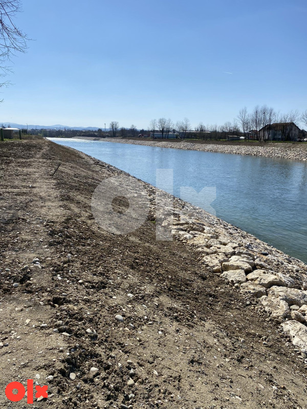 BANJA LUKA- PRIJECANI PLAC NA OBALI VRBASA 3