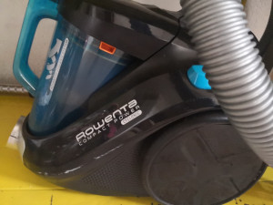 Usisivac Rowenta compact power cyclonic NEISPRAVAN