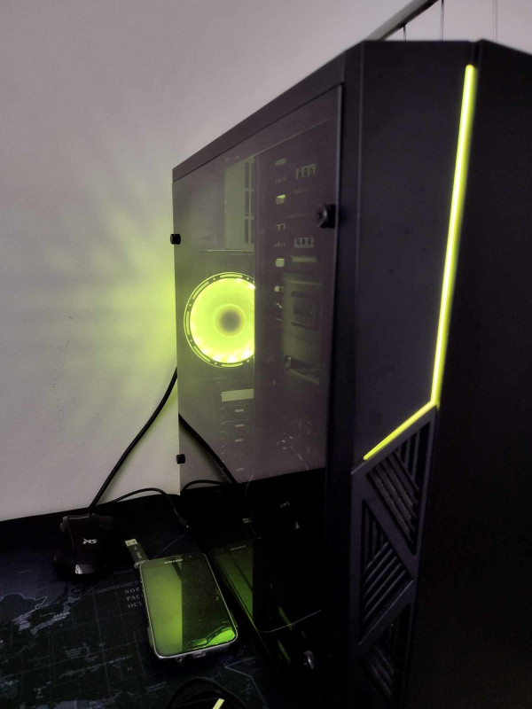 Gaming PC Intel i7 4770k 16GB DDR4 SSD 240GB Desktop