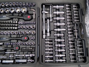 SET NASADNIH KLJUČEVA GEDORE 172 KOMADA DIJELOVA