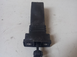 GRANICNIK VRATA AUDI A4 B8 8k0837267b AVA 20947