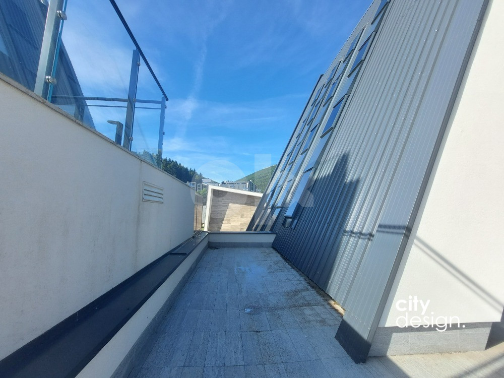 Poslovni prostor  249m2 - Bjelasnica, Babin do 7