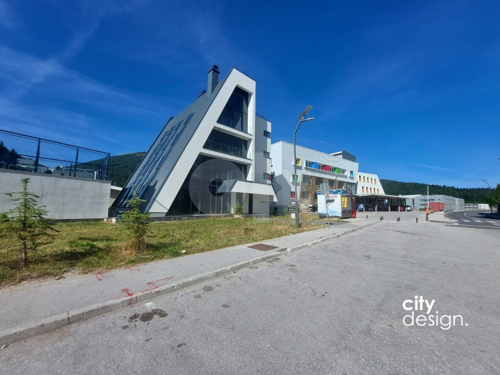 Poslovni prostor  249m2 - Bjelasnica, Babin do 10