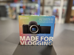 SONY Vlog-Camera ZV-E10