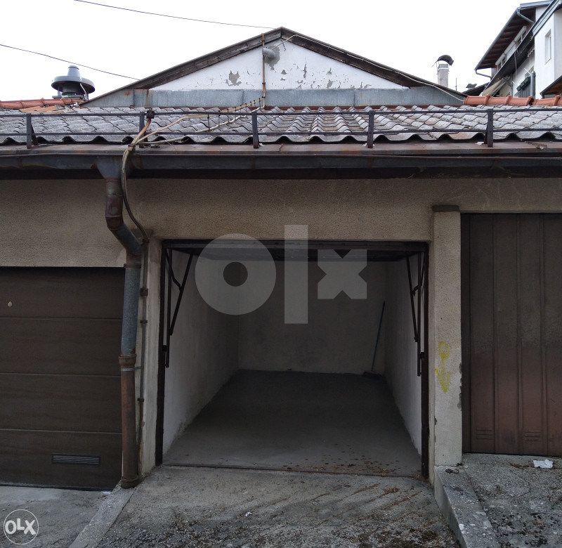 Garaža Sarajevo Antuna Hangija 69