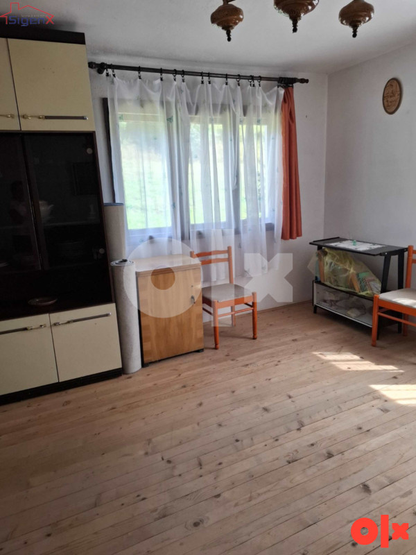 SIGENX prodaje: Vikendica Trnovo 3840m2
