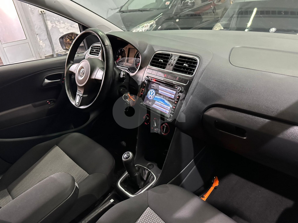 VOLKSWAGEN POLO 1.2 TDI, 2010 GODINA, NAVIGACIJA