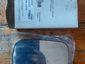 Staklo retrevizora volvo s40