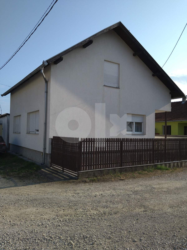 Kuća  80m2 2