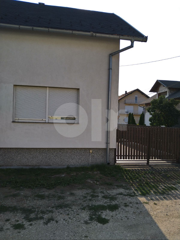 Kuća  80m2 3