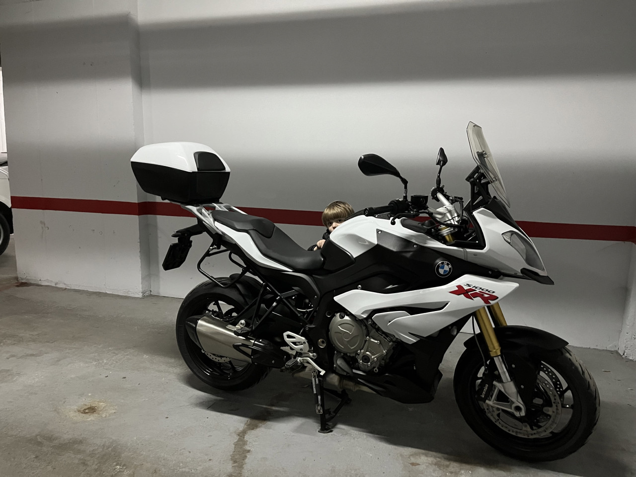 Motocikl bmw 1000xr - Motocikli - OLX.ba