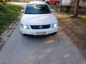 Branici passat 5 branici blatobrani vrata pasat5 farovi