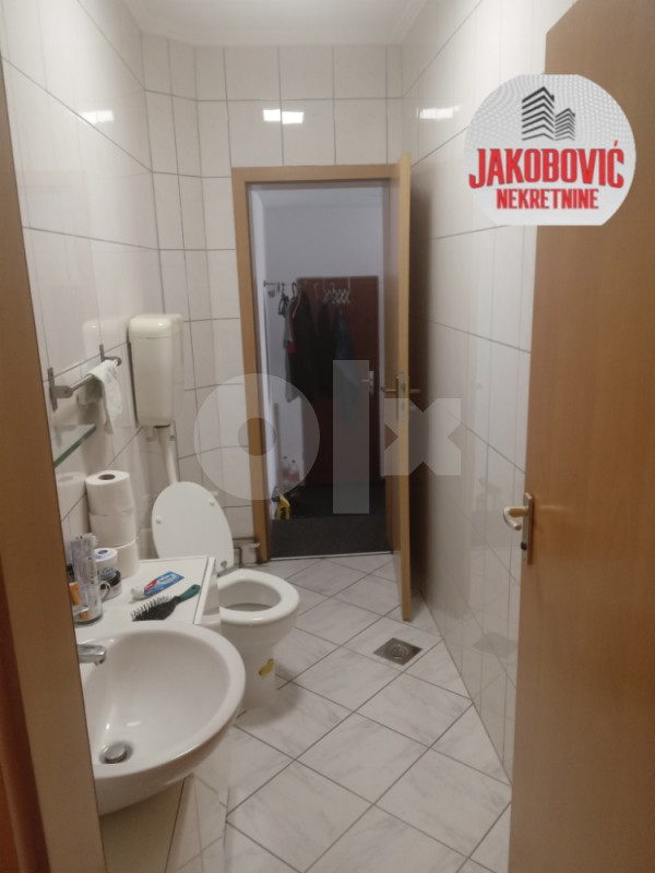 Atraktivna kuća u Brčkom 12
