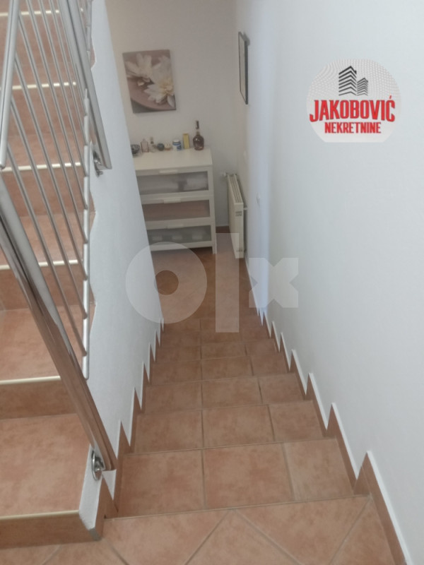 Atraktivna kuća u Brčkom 13