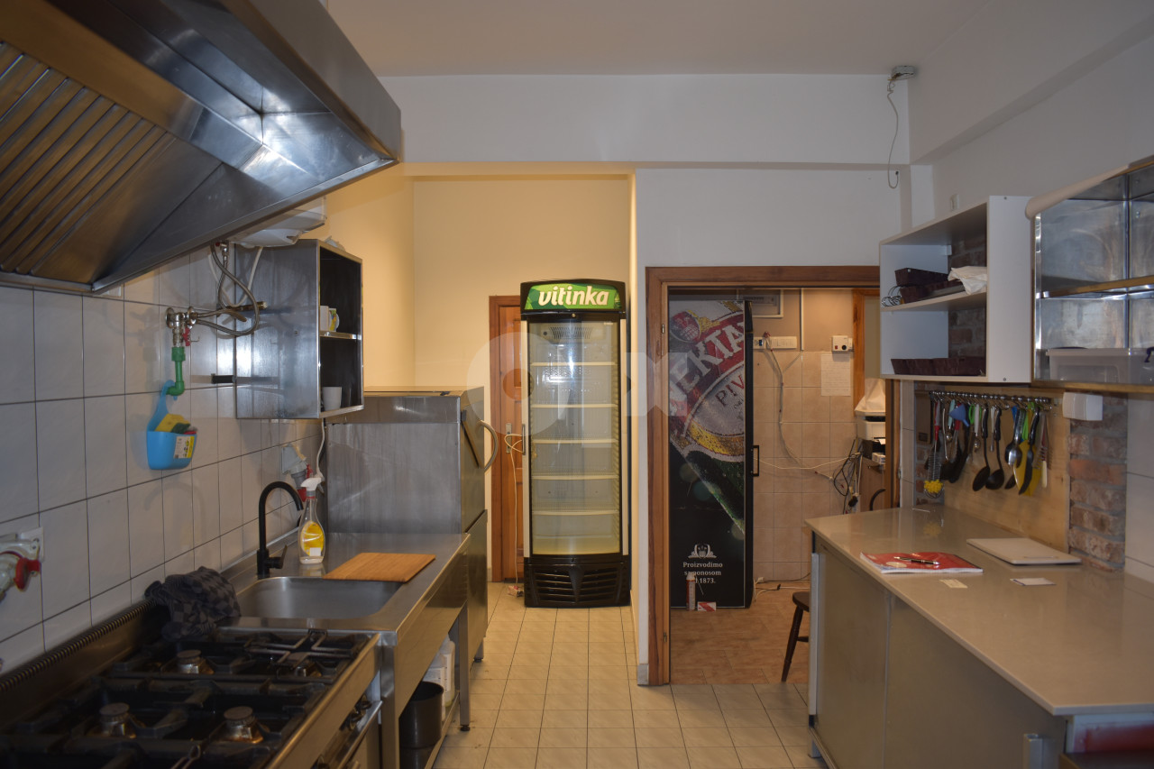 Golden Home iznejmljuje poslovni prostor u Žepču 13