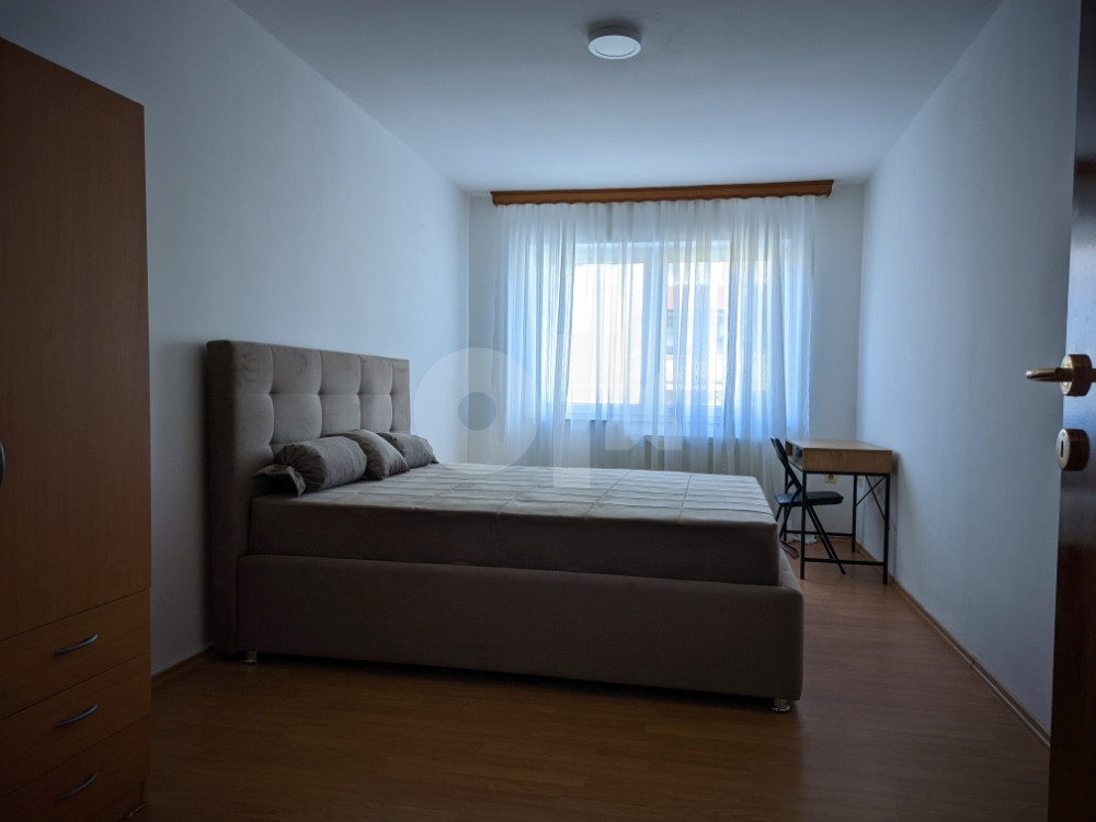 Izdajem stan u centru Bijeljine, 85m2 3