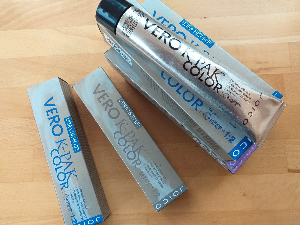 4 Farbe za kosu JOICO UHLA, UHLP