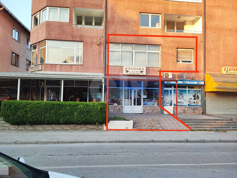 Prodajem/Iznajmljujem poslovno-stambeni prostor u centru Viteza