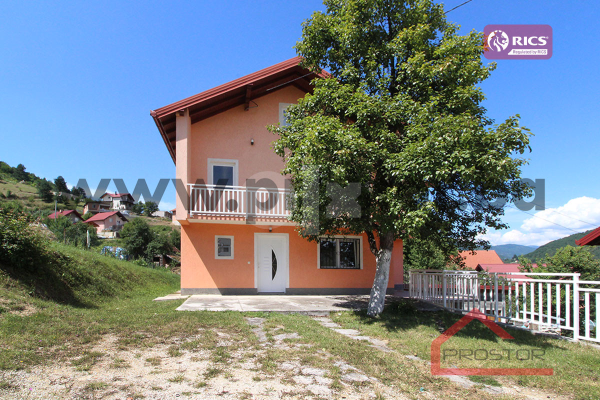 PROSTOR izdaje: Kuća (250m2) sa baštom, Vogošća 2
