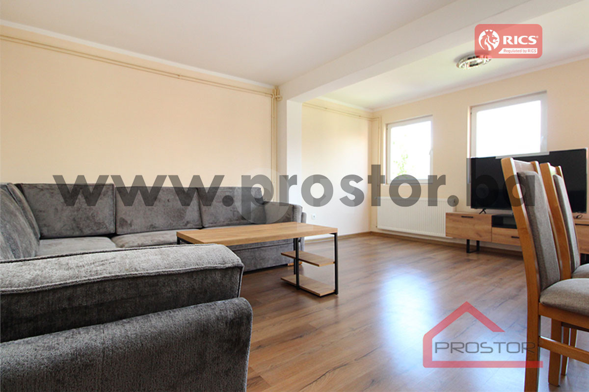 PROSTOR izdaje: Kuća (250m2) sa baštom, Vogošća 4