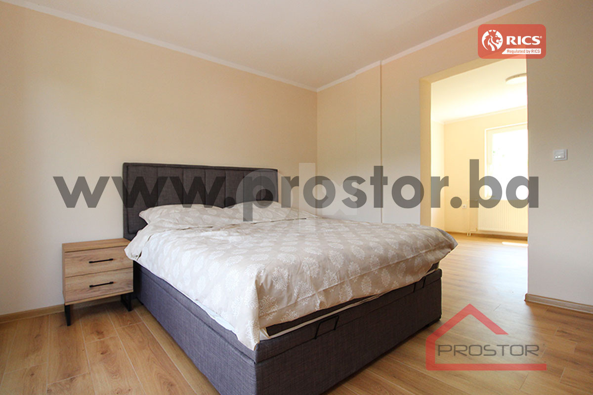 PROSTOR izdaje: Kuća (250m2) sa baštom, Vogošća 8