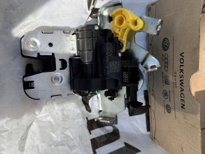 Brava gepeka audi A6 4K C8 Karavan 2020 81A827506