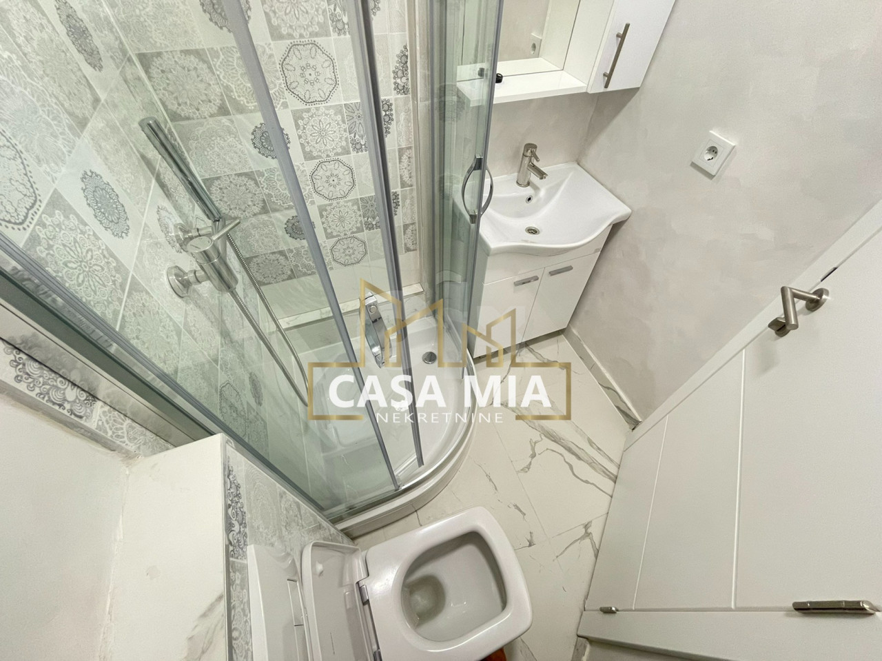 CASA MIA / Ttroiposoban stan 62m2 / Mejtaš / Centar 13