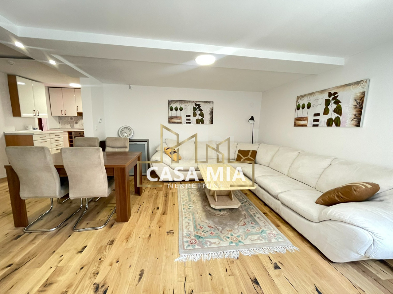 CASA MIA / Ttroiposoban stan 62m2 / Mejtaš / Centar 2