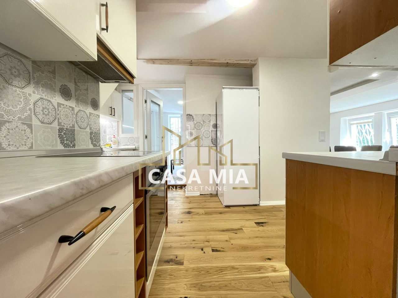 CASA MIA / Ttroiposoban stan 62m2 / Mejtaš / Centar 10