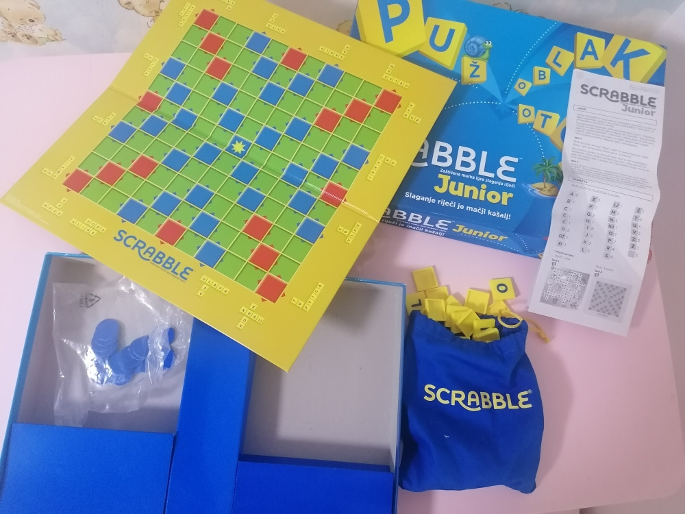 Scrabble junior društvena igra